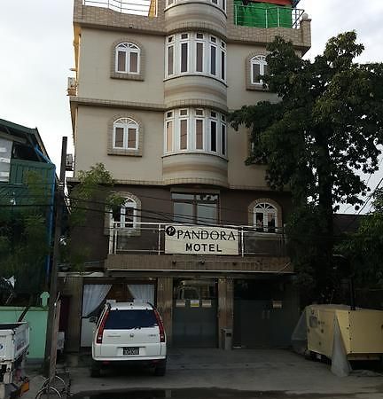 Pandora Motel 양곤 외부 사진